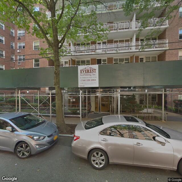 11050 71st Rd,Forest Hills,NY,11375,US