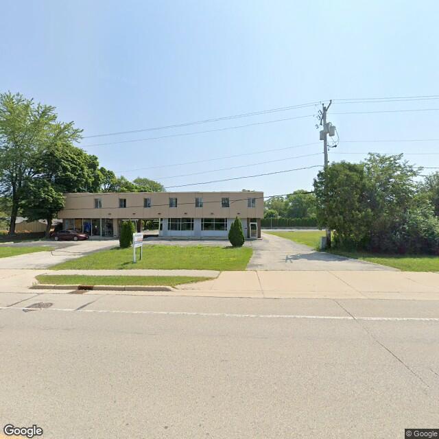 8050 N Port Washington Rd,Fox Point,WI,53217,US