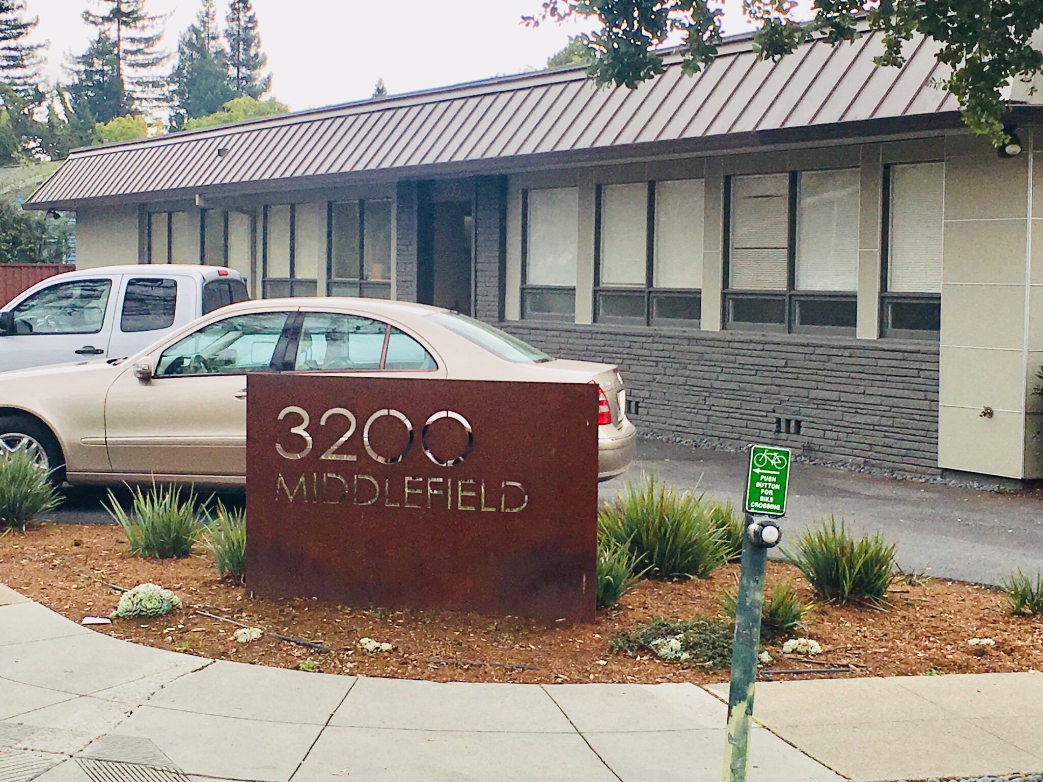 3200 Middlefield Rd,Palo Alto,CA,94306,US Palo Alto,CA