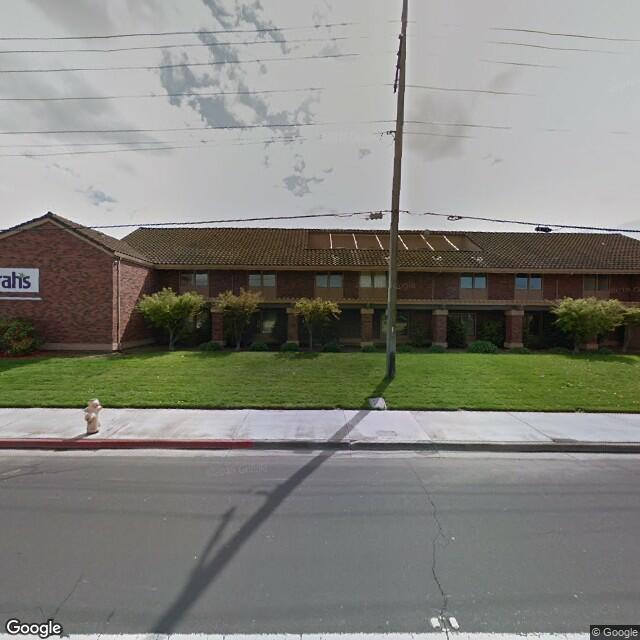 2020 W Kettleman Ln, Lodi, CA 95242