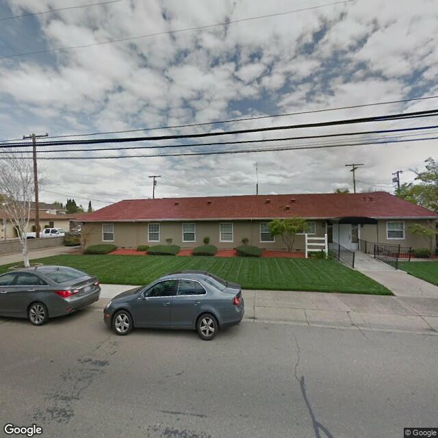 610 S Fairmont Ave, Lodi, CA 95240