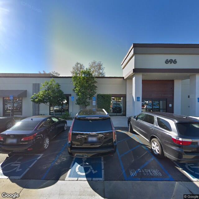 696 Hampshire Rd, Westlake Village, CA 91361