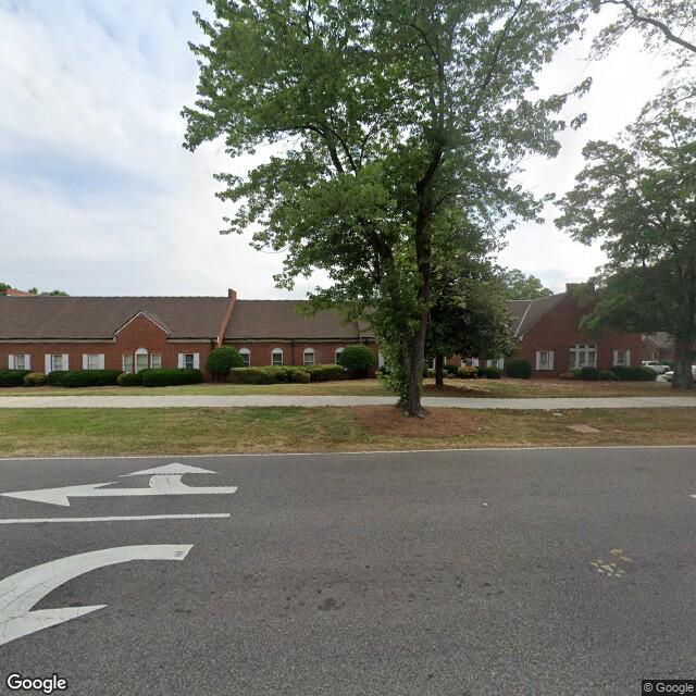 101 E Matthews St,Matthews,NC,28105,US