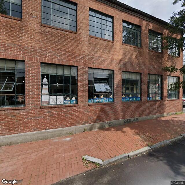 12 Bassett St,Providence,RI,02903,US