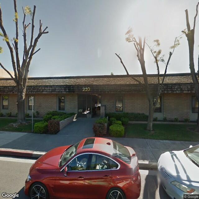 220 S Mooney Blvd,Visalia,CA,93291,US