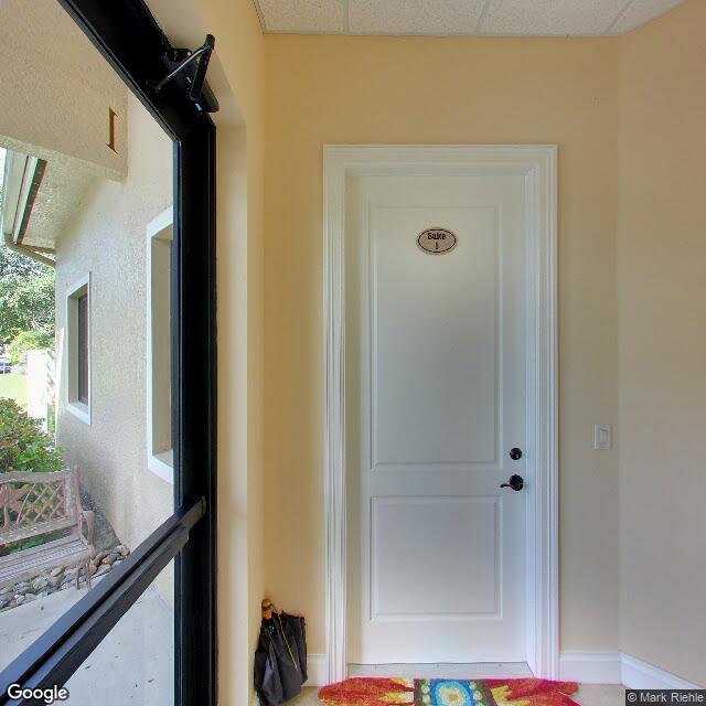 6621 Willow Park Dr,Naples,FL,34109,US