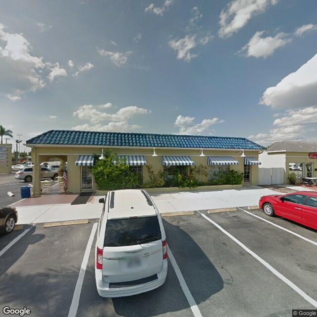 300-340 Tamiami Trl N,Naples,FL,34102,US