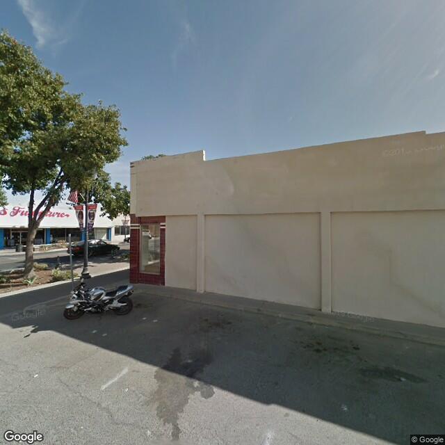 41-43 N Main St,Porterville,CA,93257,US