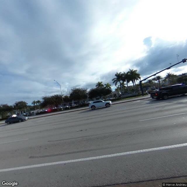 877 N 91st Ave,Naples,FL,34108,US