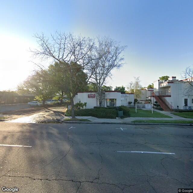 1240 W Robinhood Dr, Stockton, CA 95207