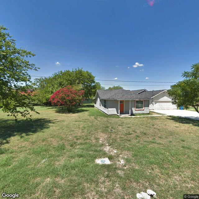 905 N Oak St, Roanoke, TX 76262